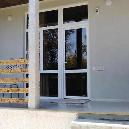 Hotel At the seaside Pizunda Exterior foto