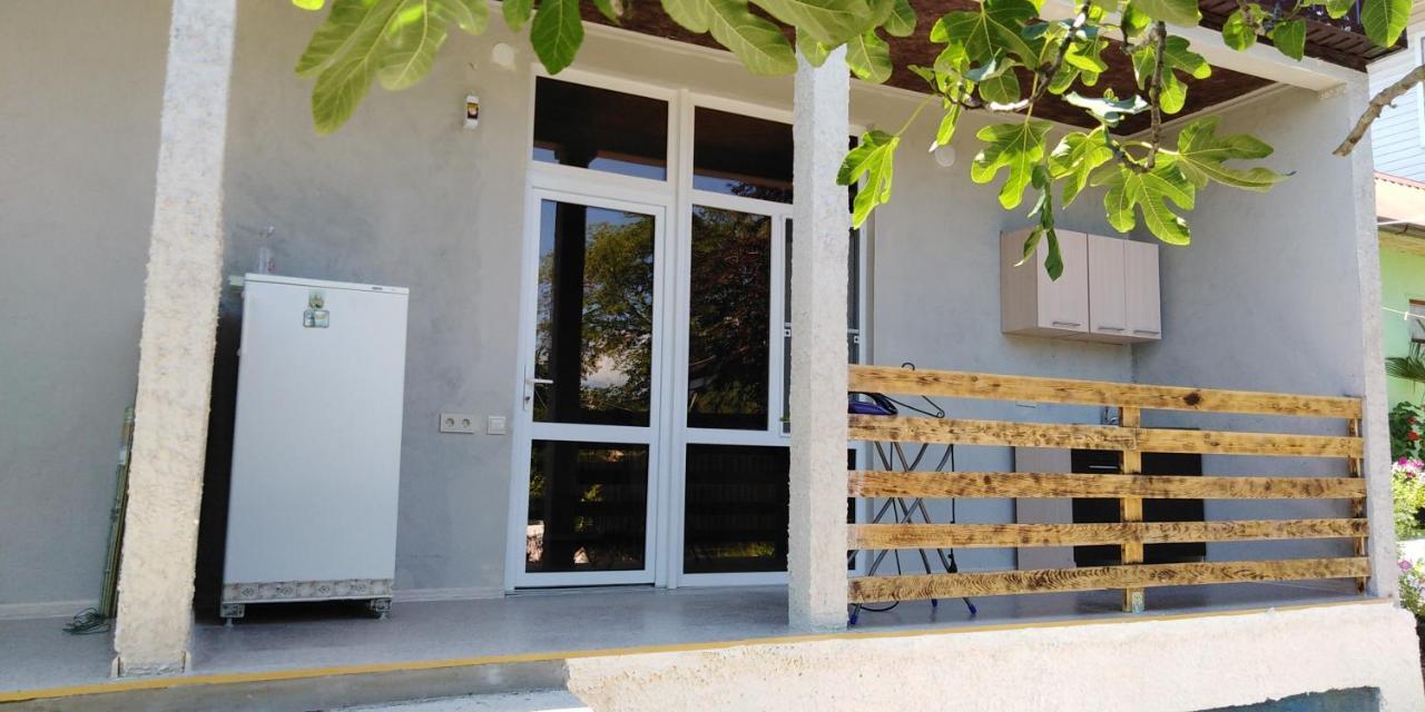 Hotel At the seaside Pizunda Exterior foto